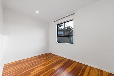 Photo of property in 40 Acacia Road, Torbay, Auckland, 0632