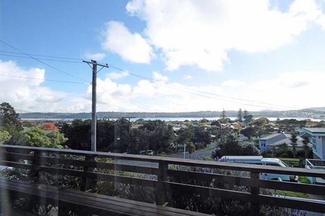 Photo of property in 35 Scott Avenue, Mangere Bridge, Auckland, 2022