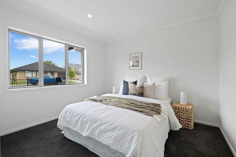 Photo of property in 9 Paihere Street, Huapai, 0810