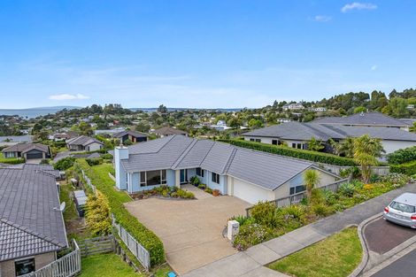 Photo of property in 15 Seaview Crescent, Hatfields Beach, Orewa, 0931