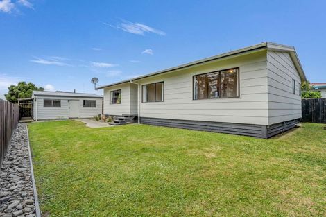 Photo of property in 14b Titoki Place, Edgecumbe, 3120