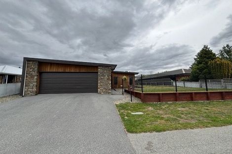 Photo of property in 41 Jollys Road, Cromwell, 9310