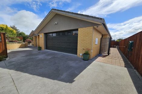 Photo of property in 8f Blennerville Close, Marton, 4710