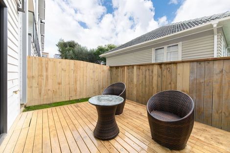 Photo of property in 3/7 Ranui Station Road, Ranui, Auckland, 0612