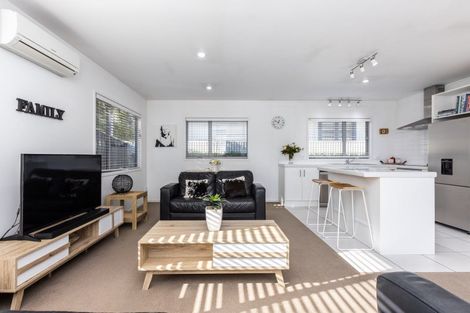 Photo of property in 2a Harrow Street, Taradale, Napier, 4112