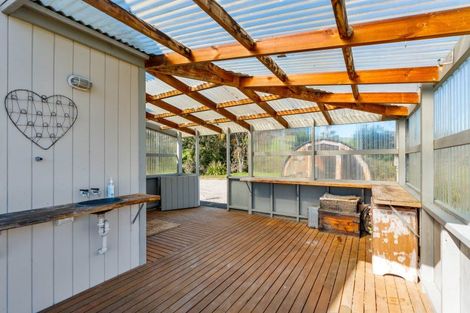 Photo of property in 275 Admiral Road, Admiral Hill, Gladstone, 5883