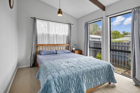 Photo of property in 2/180 Henderson Valley Road, Henderson, Auckland, 0612