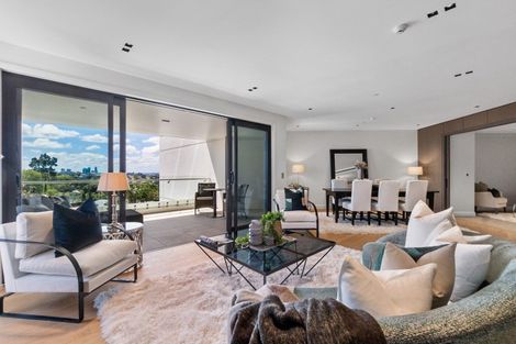 Photo of property in 124 Aldwins Road, Phillipstown, Christchurch, 8062