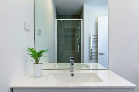 Photo of property in 14 Papai Lane, Massey, 0614