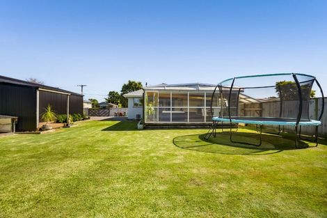 Photo of property in 21 Carthew Street, Okato, 4335