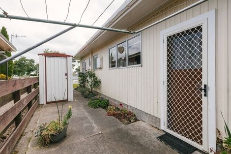 Photo of property in 57 Abraham Crescent, Milson, Palmerston North, 4414