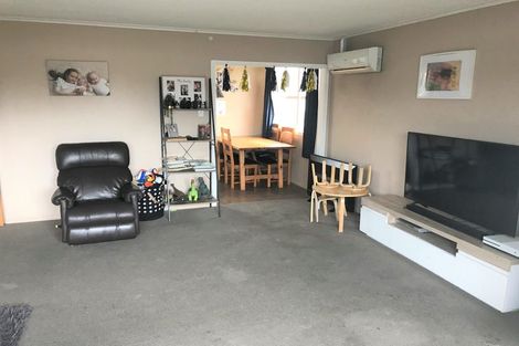 Photo of property in 91 Collins Road, Melville, Hamilton, 3206