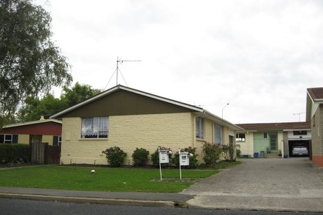 Photo of property in 37 Kinmont Crescent, Kinmont Park, Mosgiel, 9024