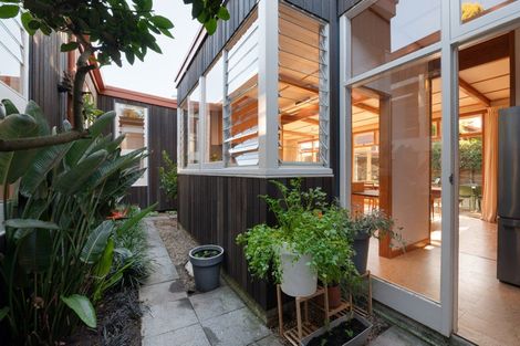 Photo of property in 18a Casey Avenue, Fairfield, Hamilton, 3214