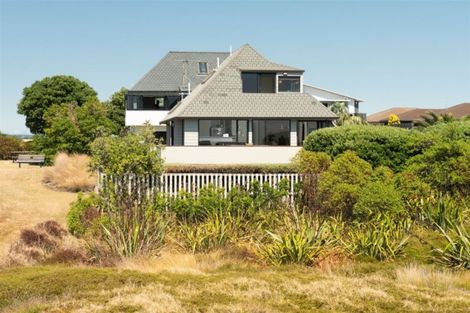 Photo of property in 445a Oceanbeach Road, Mount Maunganui, 3116