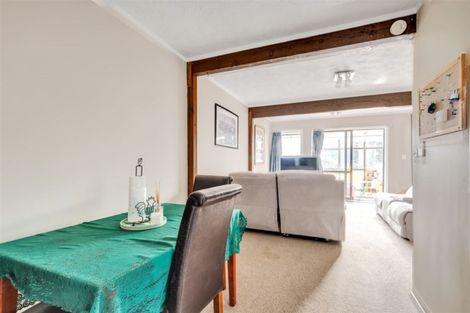 Photo of property in 16 Birch Street, Johnsonville, Wellington, 6037