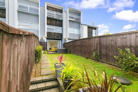 Photo of property in 16 Squadron Drive, Hobsonville, Auckland, 0616