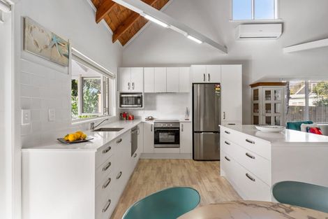 Photo of property in 127 Mckellar Place, Whangamata, 3620