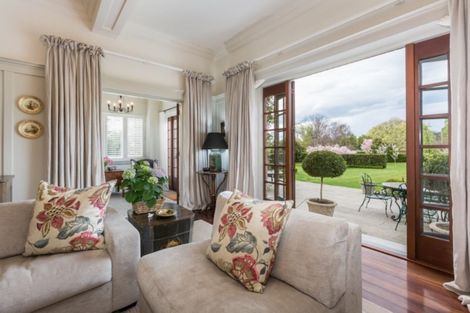 Photo of property in 36 Breadalbane Road, Havelock North, 4130