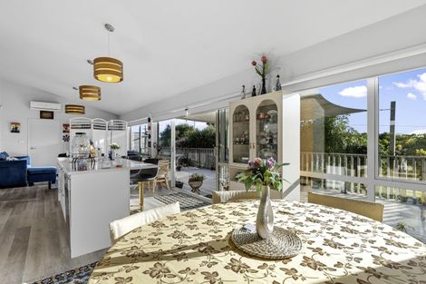 Photo of property in 2/21 Sardinia Rise, Bethlehem, Tauranga, 3110