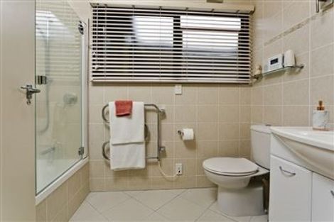 Photo of property in 36 Awaruku Road, Torbay, Auckland, 0630