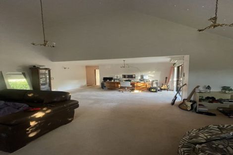 Photo of property in 7 Silverton Place, Churton Park, Wellington, 6037