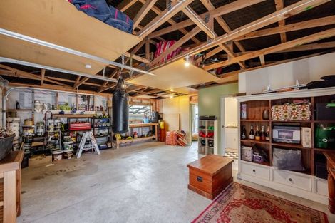 Photo of property in 243 State Highway 2, Clive, 4102