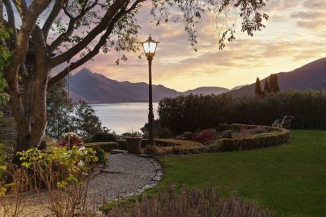 Photo of property in 50 Edinburgh Drive, Queenstown, 9300