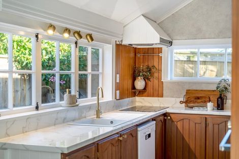 Photo of property in 5 Plateau Road, Te Marua, Upper Hutt, 5018