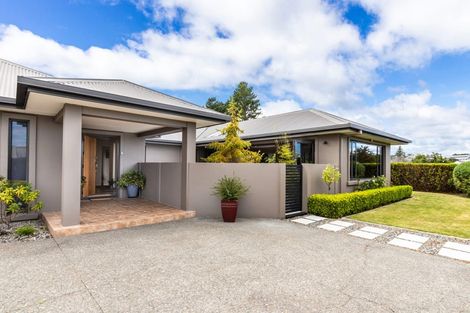 Photo of property in 14 Birchwood Lane, Hilltop, Taupo, 3330