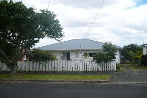Photo of property in 7 Matatea Avenue, Pukekohe, 2120
