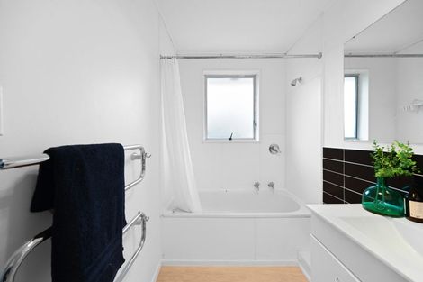 Photo of property in 7 Bradley Place, Nawton, Hamilton, 3200