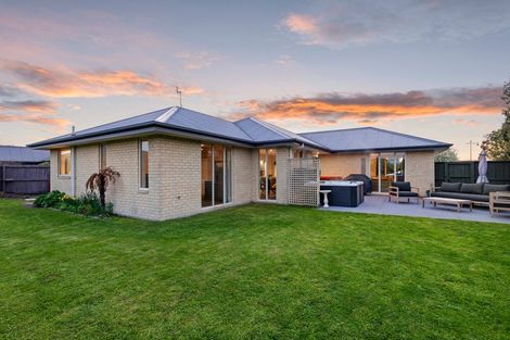 Photo of property in 13 Stark Place, Kaiapoi, 7630