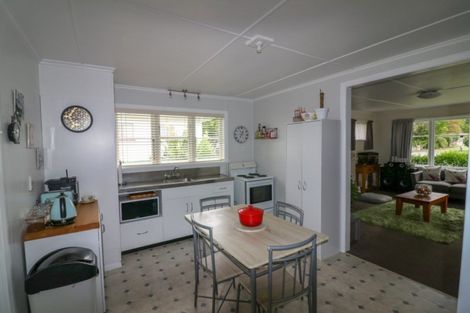 Photo of property in 3 Mathew Street, Dannevirke, 4930
