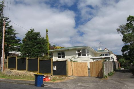 Photo of property in 1/22 Coroglen Avenue, Birkenhead, Auckland, 0626