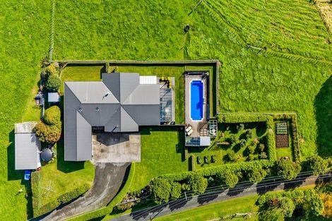 Photo of property in 51 Wilson Road, Urenui, 4375