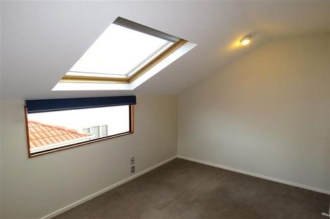 Photo of property in 26 Oakford Close, Riccarton, Christchurch, 8011