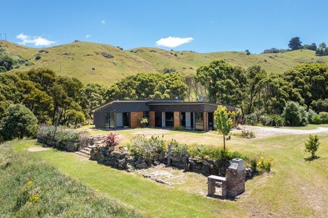 Photo of property in 1995 Waimarama Road, Waimarama, Havelock North, 4294