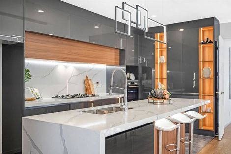 Photo of property in 54 Hikuawa Road, Flat Bush, Auckland, 2019