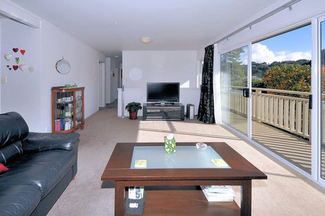 Photo of property in 17 Fitzwilliam Drive, Torbay, Auckland, 0630