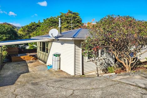 Photo of property in 36 Holborn Drive, Stokes Valley, Lower Hutt, 5019