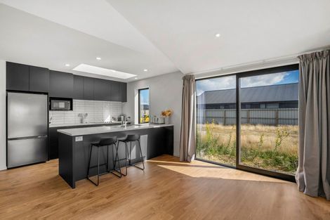 Photo of property in 22 Riley Street, Lake Hawea, 9382