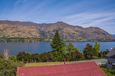 Photo of property in 177 Lakeside Road, Wanaka, 9305