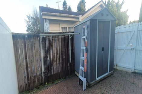 Photo of property in 23 Vanbrugh Place, Bucklands Beach, Auckland, 2014