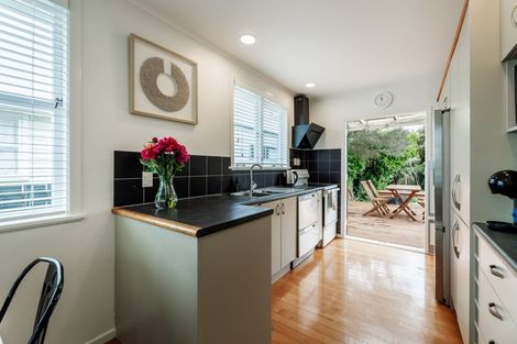 Photo of property in 13 Matapouri Road, Mangere Bridge, Auckland, 2022