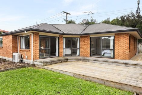 Photo of property in 88 Nielsen Gardens, Rototuna, Hamilton, 3210