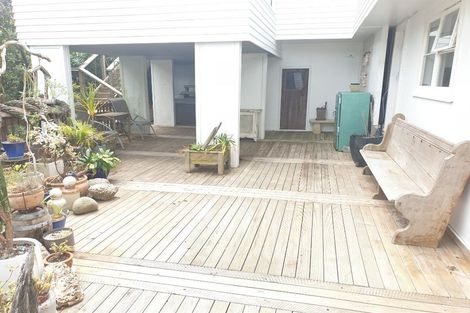 Photo of property in 6 Amos Way, Kingston, Wellington, 6021