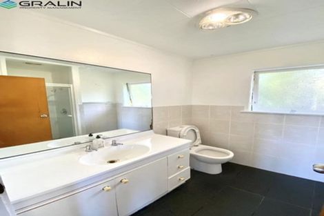 Photo of property in 11 Dundas Place, Henderson, Auckland, 0612