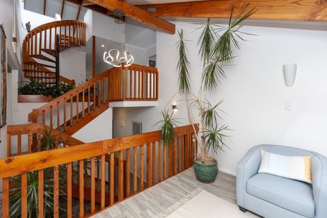 Photo of property in 20 Tiromoana Road, Raumati South, Paraparaumu, 5032
