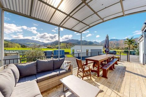 Photo of property in 72 Neavesville Road, Puriri, Thames, 3578